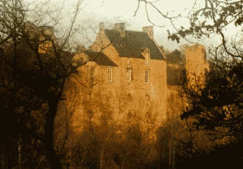 Back of Rosslyn Castle